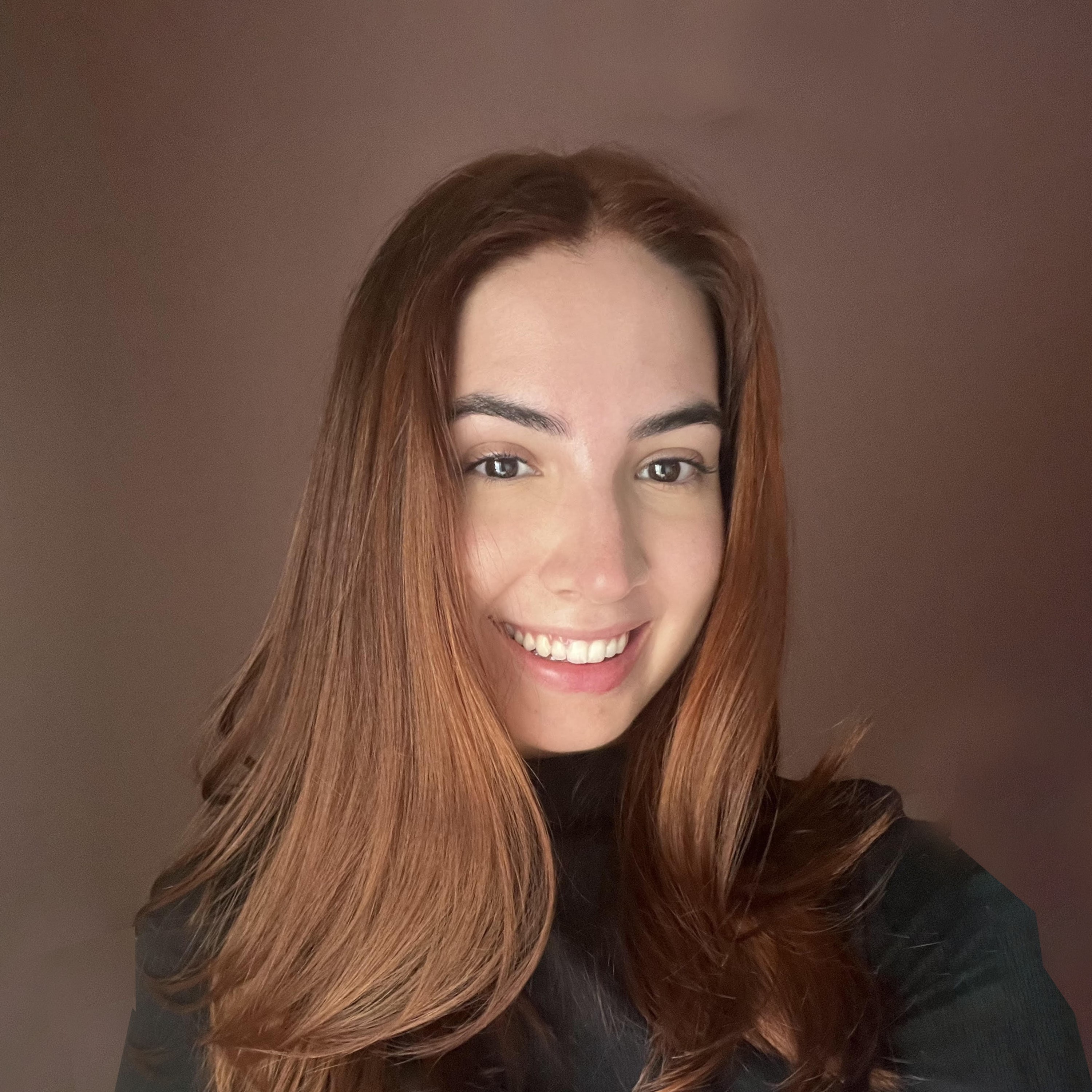 Aitana Garcia - Front-end Developer and Digital Experience Creator